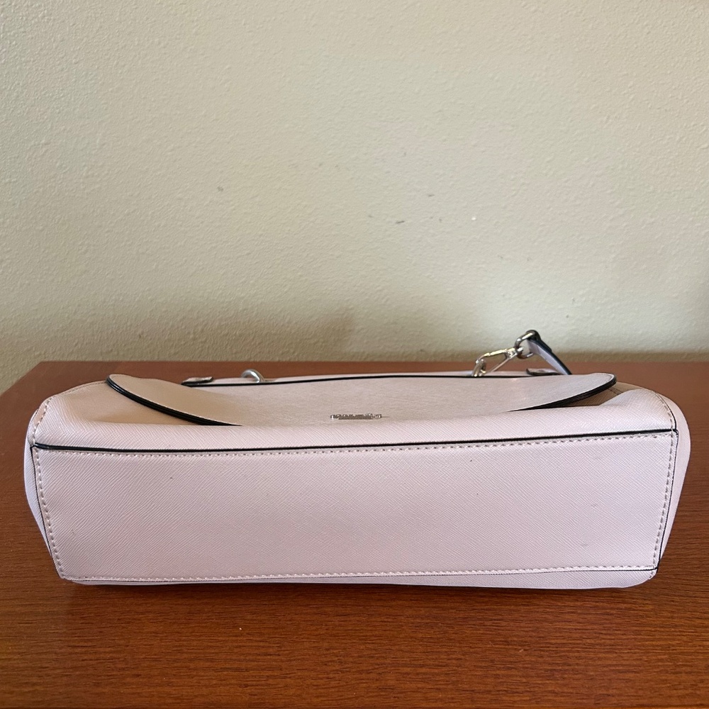 Guess‎ Cream Purse Shoulder strap and Hand Bag Silver Detail - Picture 4 of 11